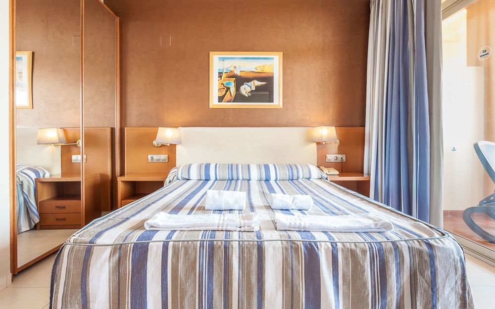 4R Gran Regina Hotel Salou Bagian luar foto